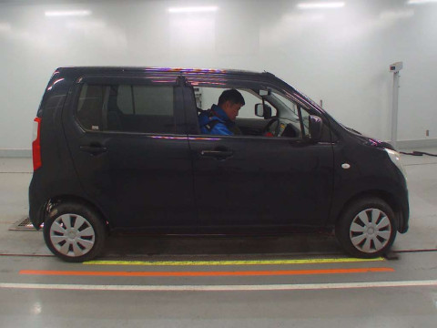 2014 Suzuki Wagon R MH34S[2]