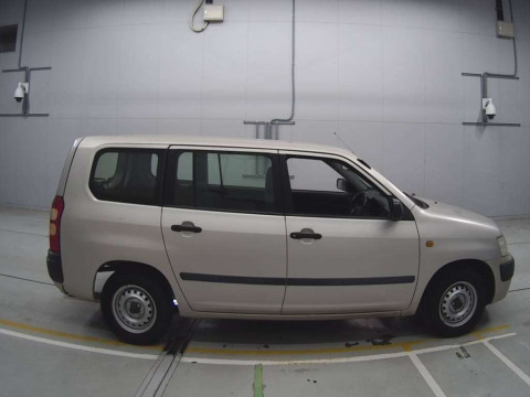 2008 Toyota Succeed Wagon NCP58G[2]