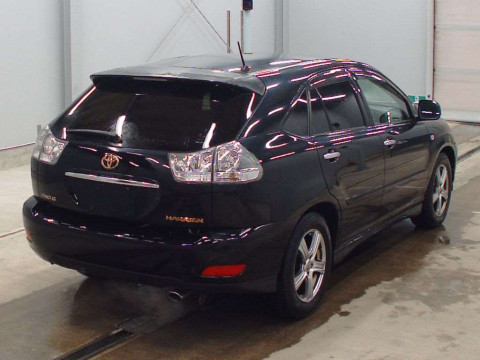 2005 Toyota Harrier ACU30W[1]