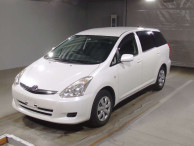 2005 Toyota Wish