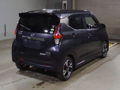 2020 Nissan DAYZ B44W[1]