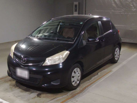 2011 Toyota Vitz NSP130[0]