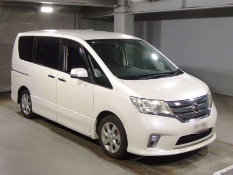 2011 Nissan Serena FC26[2]