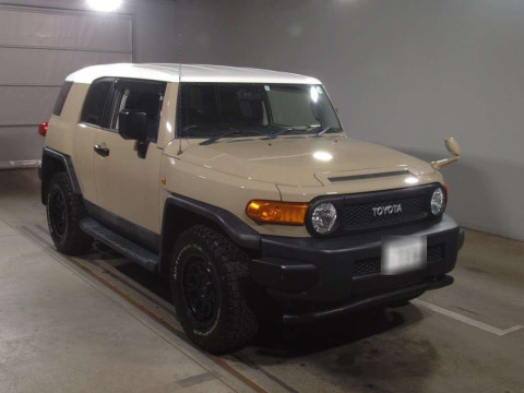 2013 Toyota FJ CRUISER GSJ15W[2]