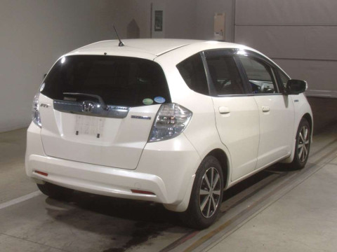 2013 Honda Fit Hybrid GP1[1]