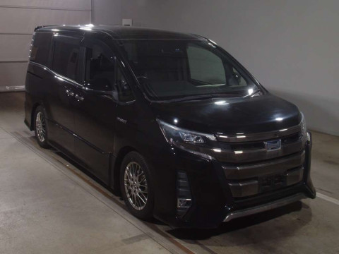 2018 Toyota Noah ZWR80W[2]