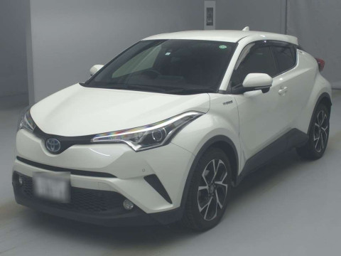 2017 Toyota C-HR ZYX10[0]