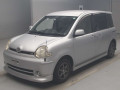 2005 Toyota Sienta