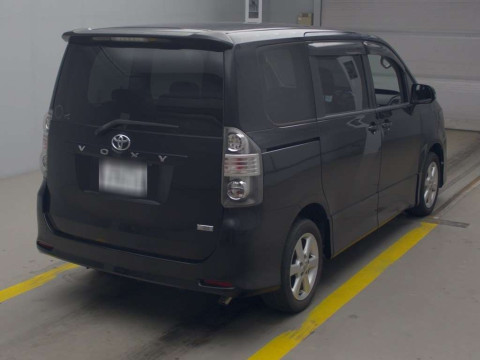 2008 Toyota Voxy ZRR70W[1]