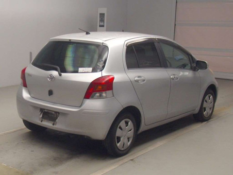 2008 Toyota Vitz SCP90[1]