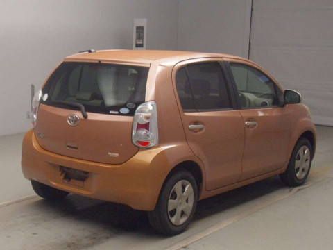 2010 Toyota Passo KGC30[1]