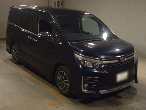 2016 Toyota Voxy ZRR80W[2]