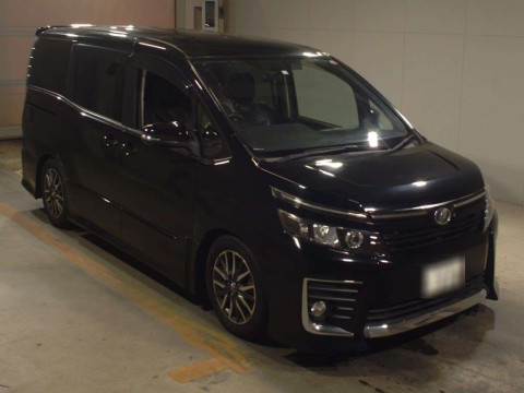 2014 Toyota Voxy ZRR80W[2]