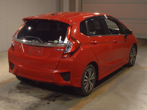 2015 Honda Fit Hybrid GP5[1]