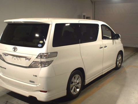 2010 Toyota Vellfire GGH20W[1]