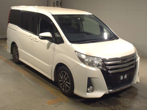 2014 Toyota Noah ZRR80W[2]