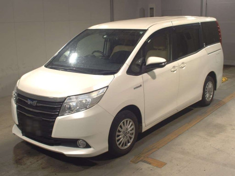 2014 Toyota Noah ZWR80G[0]