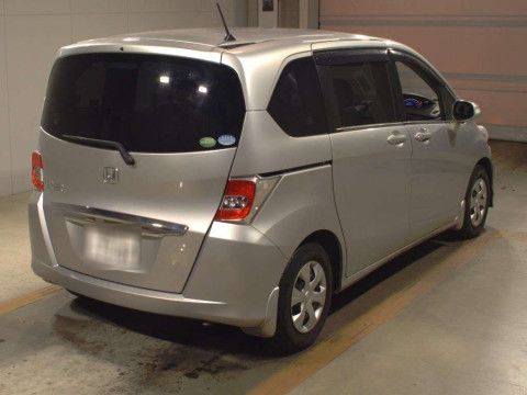 2015 Honda Freed GB3[1]