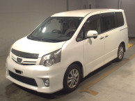 2011 Toyota Noah