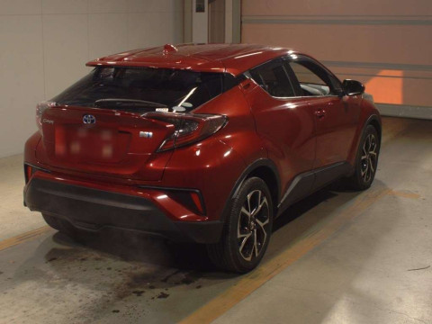 2017 Toyota C-HR ZYX10[1]