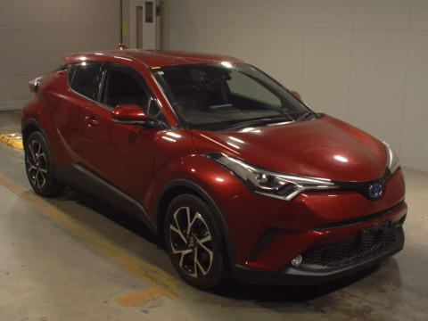 2017 Toyota C-HR ZYX10[2]