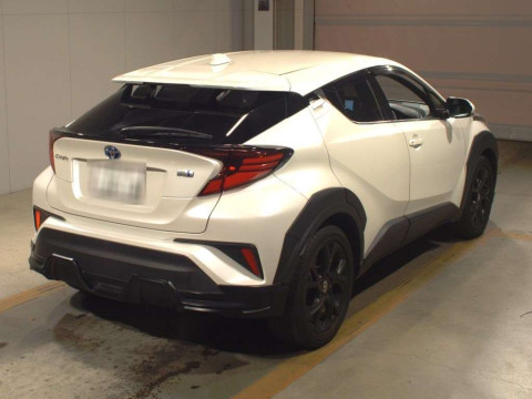 2021 Toyota C-HR ZYX11[1]