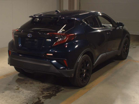 2019 Toyota C-HR ZYX10[1]