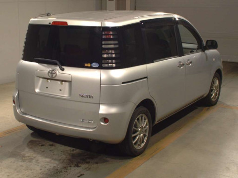 2006 Toyota Sienta NCP81G[1]