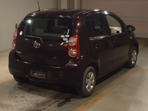 2012 Toyota Passo KGC30[1]