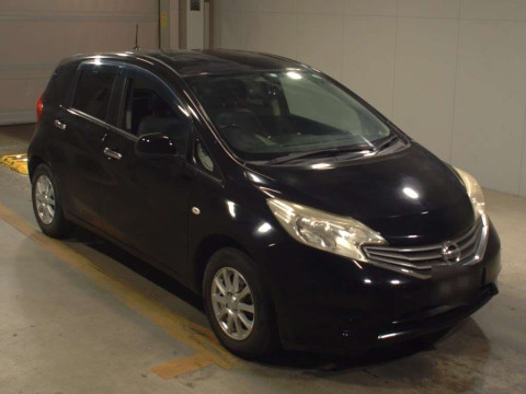 2013 Nissan Note E12[2]