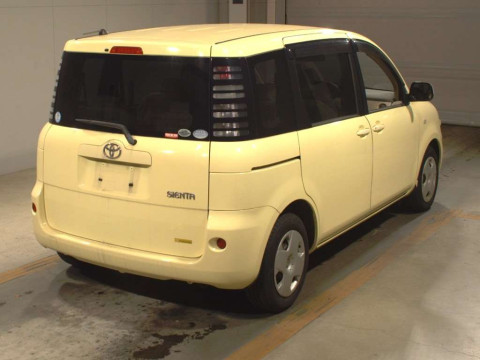 2006 Toyota Sienta NCP81G[1]