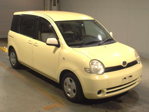 2006 Toyota Sienta NCP81G[2]