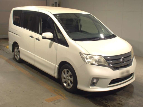 2012 Nissan Serena FC26[2]