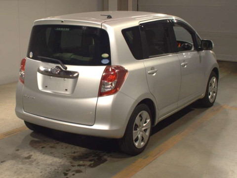 2008 Toyota Ractis SCP100[1]