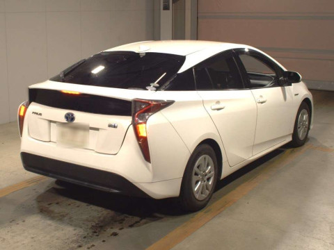 2018 Toyota Prius ZVW50[1]