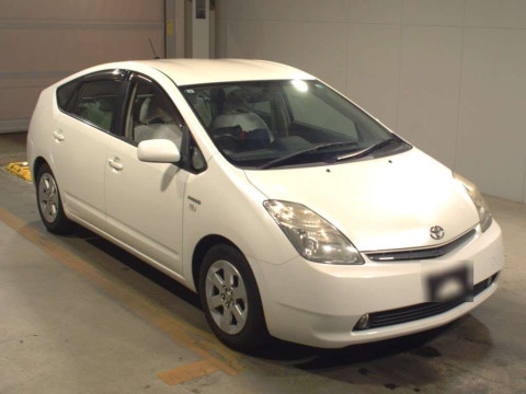 2007 Toyota Prius NHW20[2]