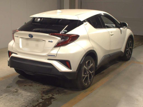 2018 Toyota C-HR ZYX10[1]