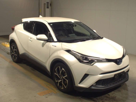 2018 Toyota C-HR ZYX10[2]