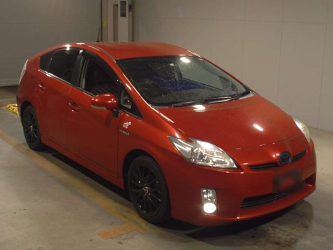 2010 Toyota Prius ZVW30[2]