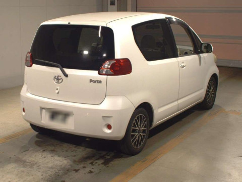 2010 Toyota Porte NNP10[1]