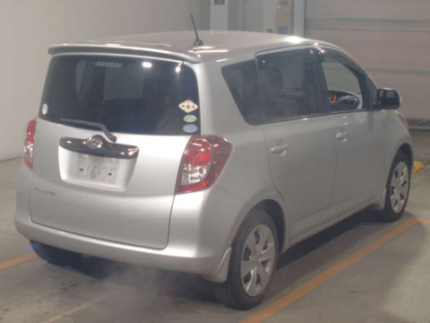 2010 Toyota Ractis NCP100[1]