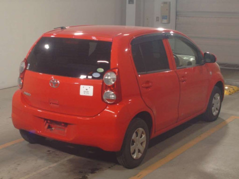 2012 Toyota Passo KGC30[1]