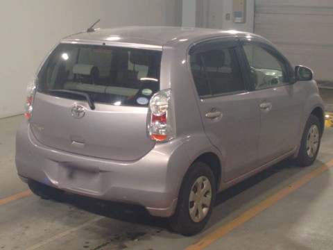 2010 Toyota Passo KGC30[1]