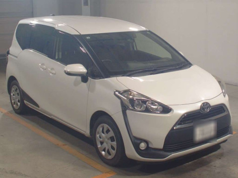 2017 Toyota Sienta NSP170G[2]