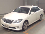 2012 Toyota Crown Hybrid