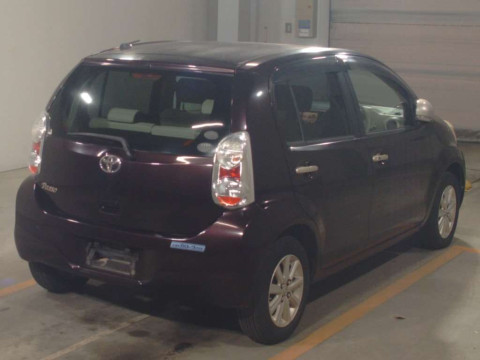 2010 Toyota Passo NGC30[1]