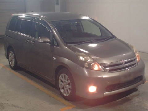 2010 Toyota Isis ZGM11W[2]