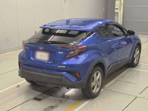 2018 Toyota C-HR ZYX10[1]