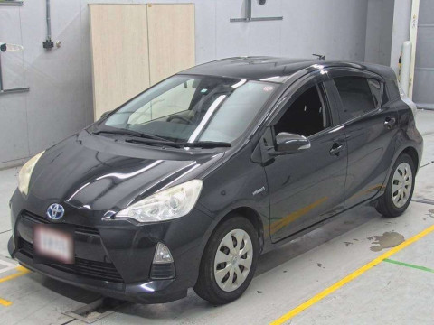 2012 Toyota Aqua NHP10[0]