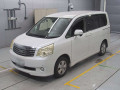 2010 Toyota Noah